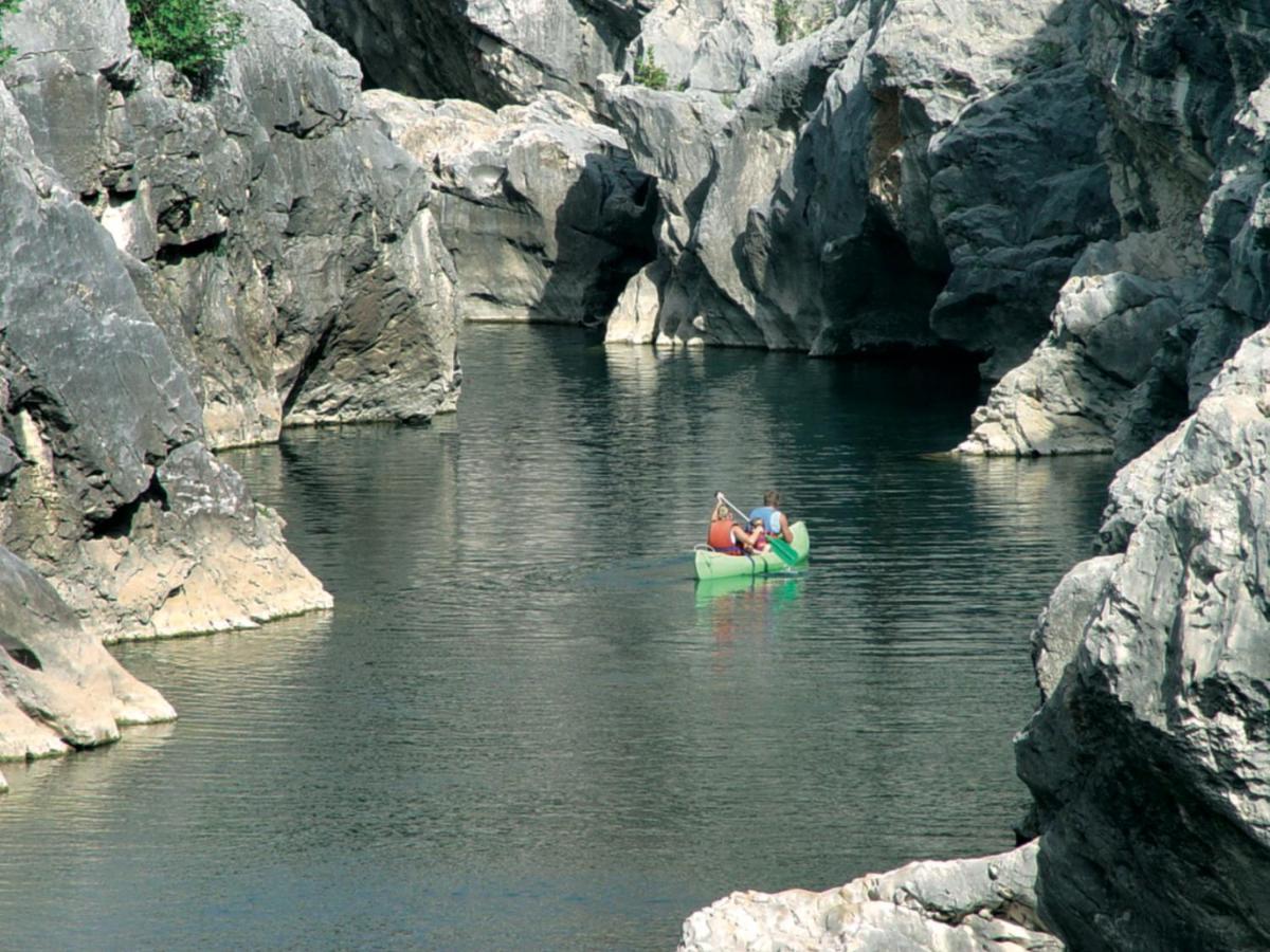 Le Castellas Du Pic St Loup Saint-Mathieu-de-Tréviers エクステリア 写真