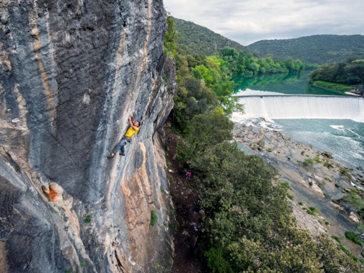 Le Castellas Du Pic St Loup Saint-Mathieu-de-Tréviers エクステリア 写真